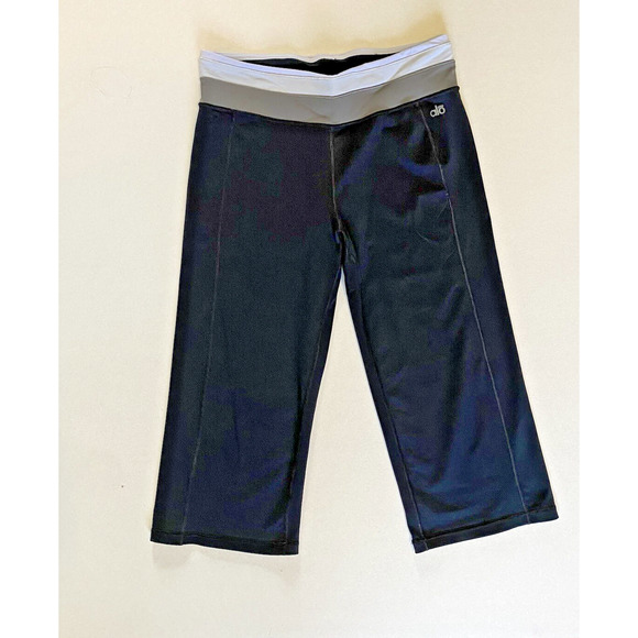 Alo Yoga Leggings Womens Medium Black Cool Fit Cropped Wide Leg Reversible Pants - Picture 1 of 11